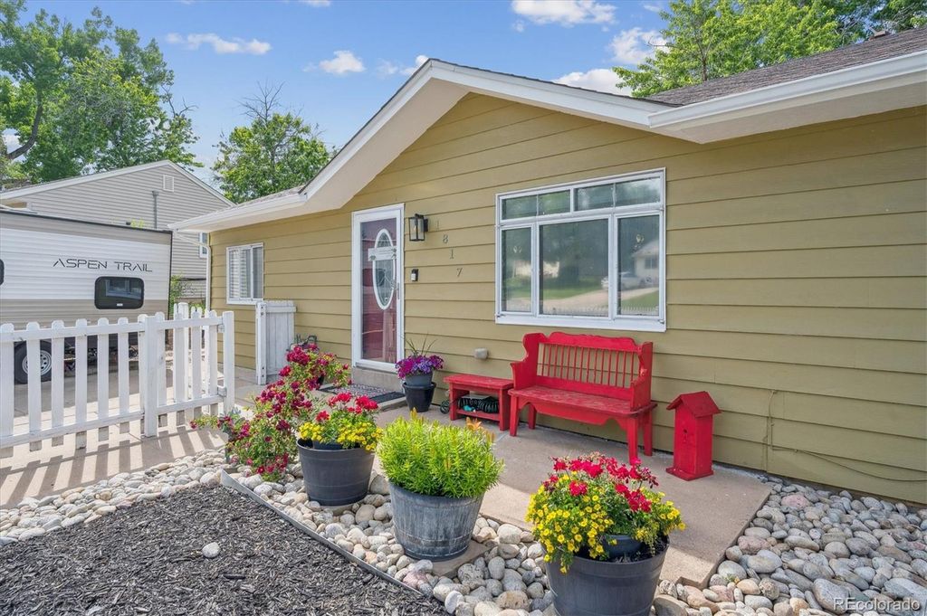 Photo of 1817 S Perry Way, Denver, CO 80219 (MLS # 6162574)