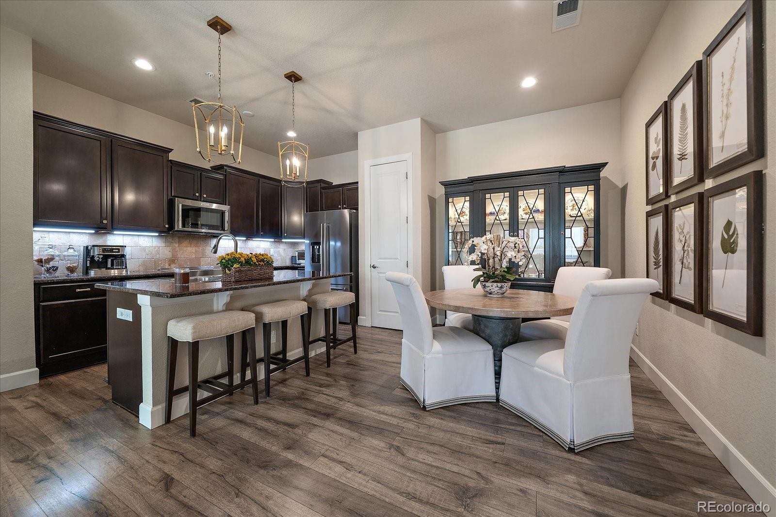 305 Inverness Way S 204