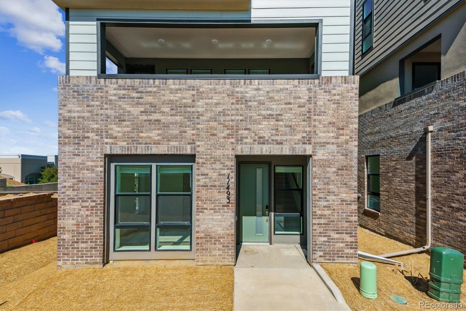 11493 E Briarwood Circle