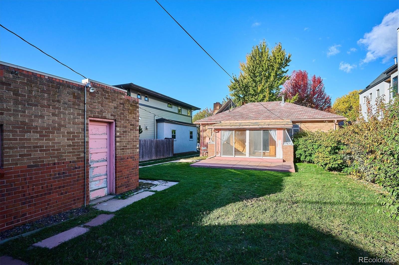 1010 S Steele Street