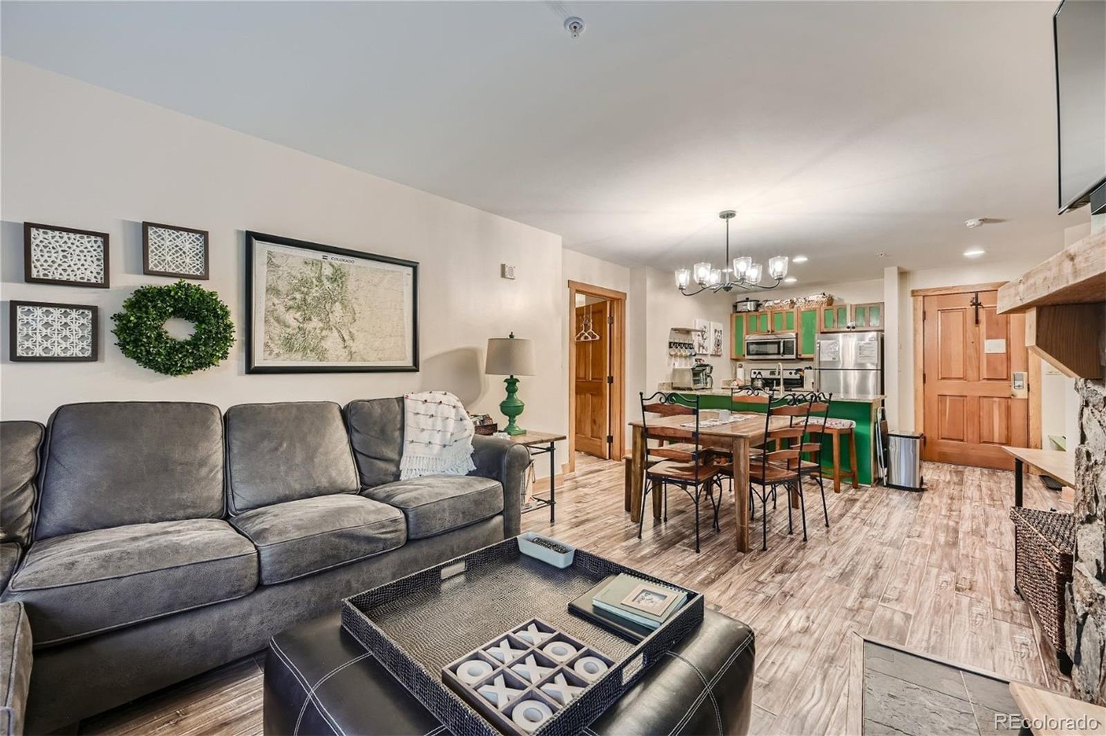20 Hunki Dori Court 2225