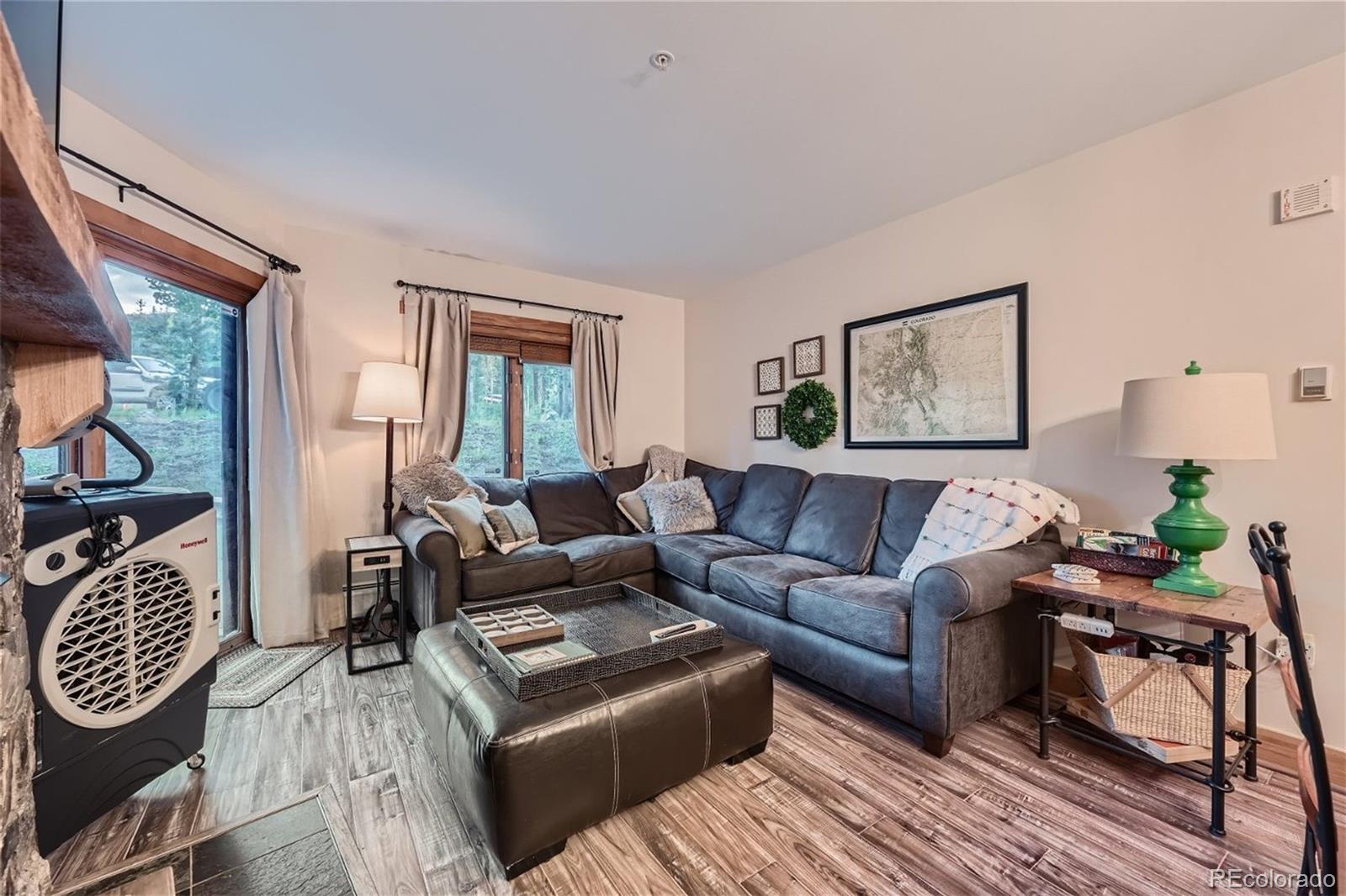 20 Hunki Dori Court 2225