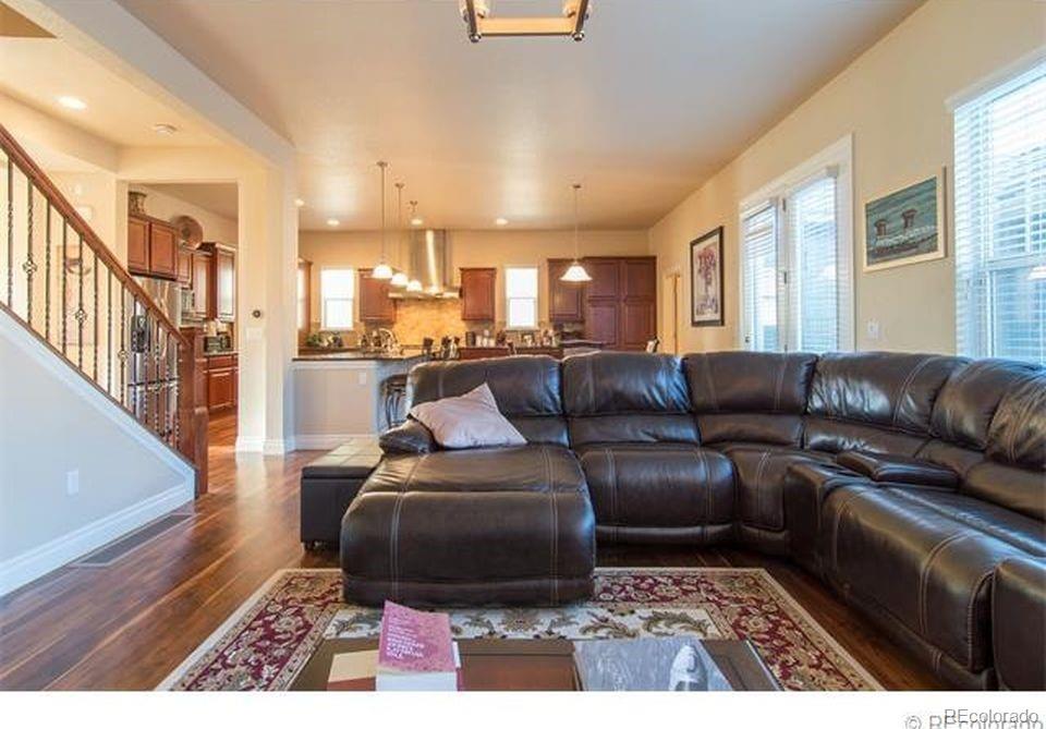 10262 Greentrail Circle, Lone Tree, CO, 80124 3 10262 Greentrail Circle