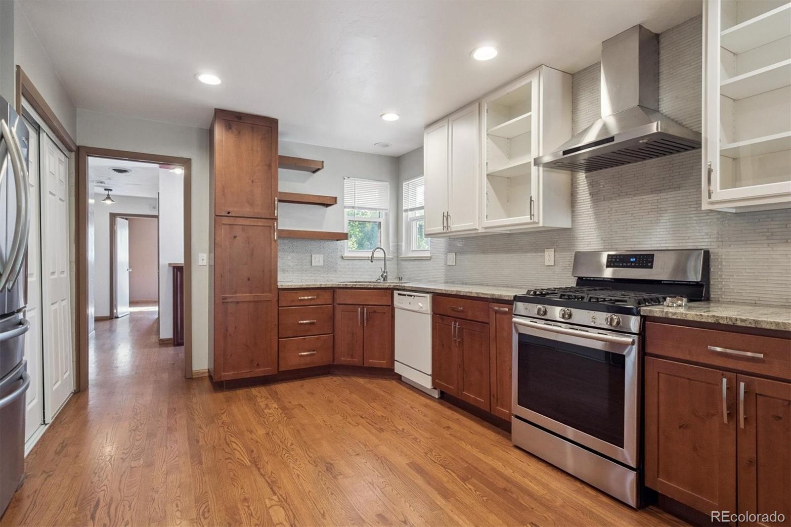 1515 S Monaco Parkway