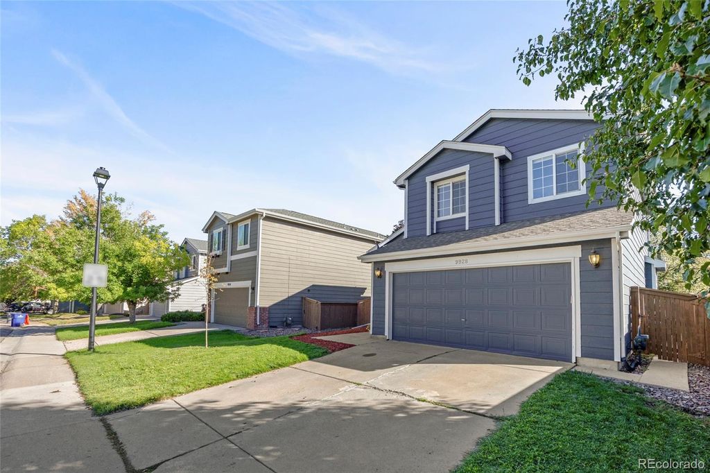 Photo of 9928 Saybrook Street, Highlands Ranch, CO 80126 (MLS # 2190036)
