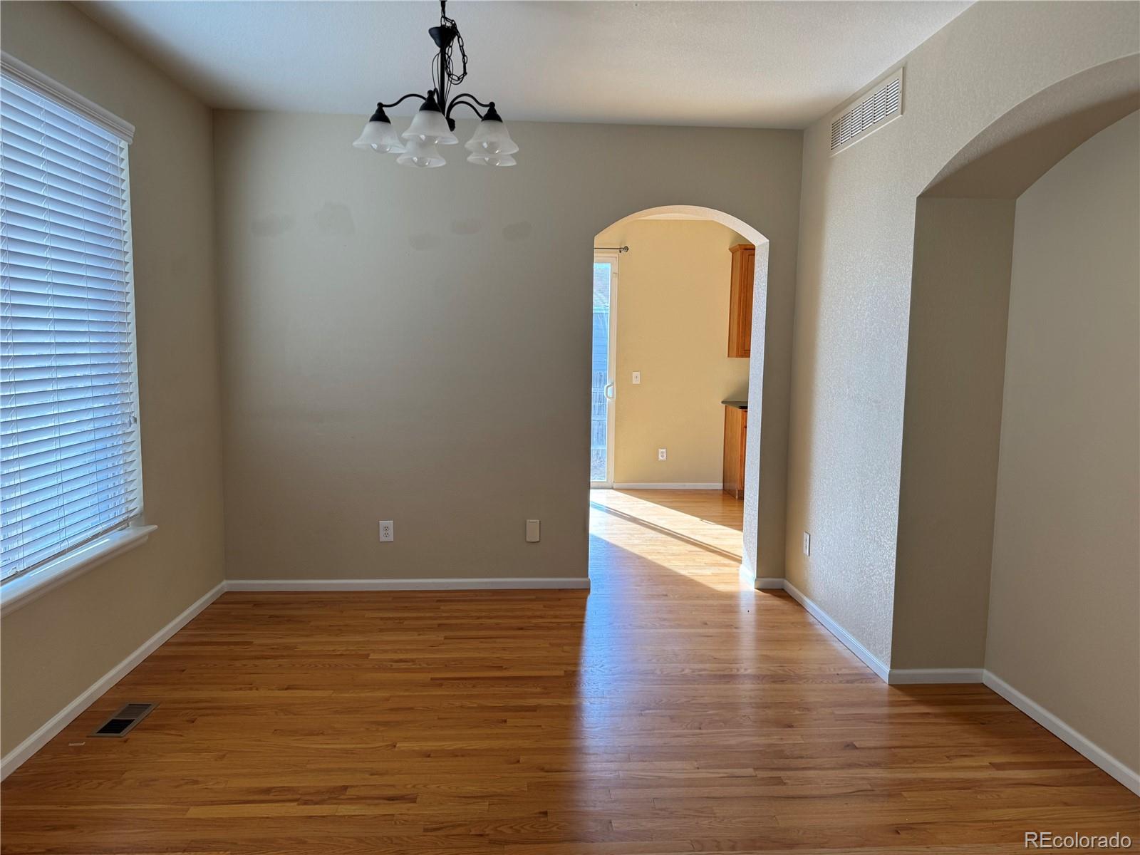 4436 Mt Oxford Street