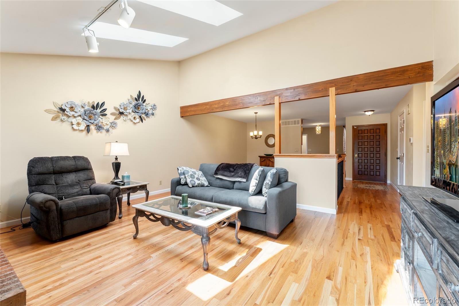 5935 W Mansfield Avenue 255