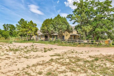 Single Family Residence in Agate CO 22111 County Road 150 27.jpg