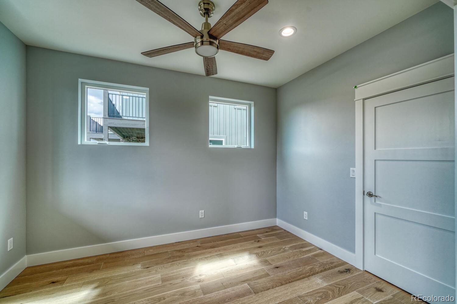 Photo 4 of 29 of 731 Holman Court townhome