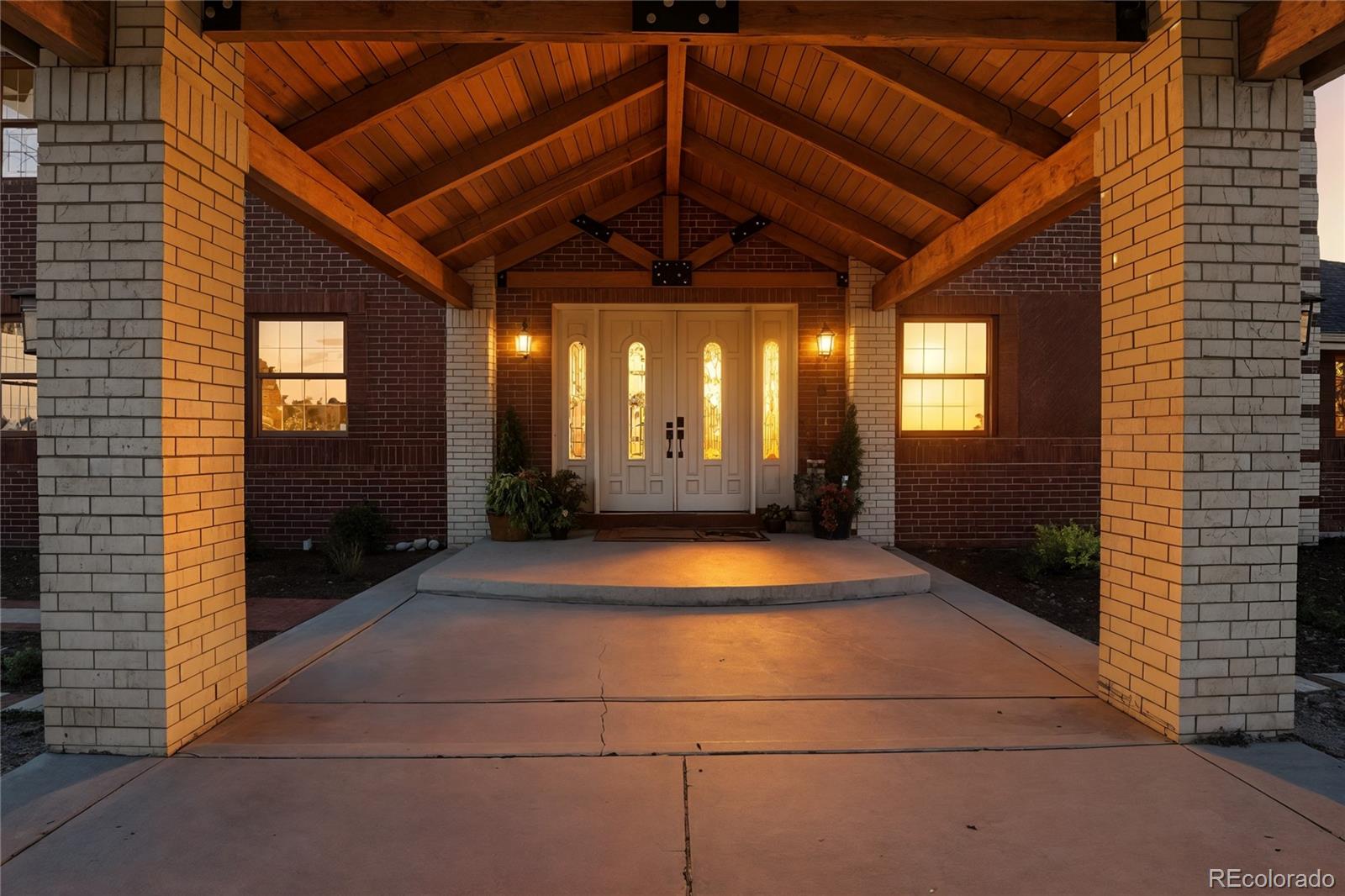 4347 N Crowfoot Valley Road