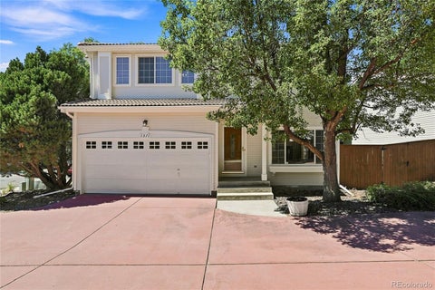 Photo of 1371 Laurenwood Way, Highlands Ranch, CO 80129 (MLS # 8012891)