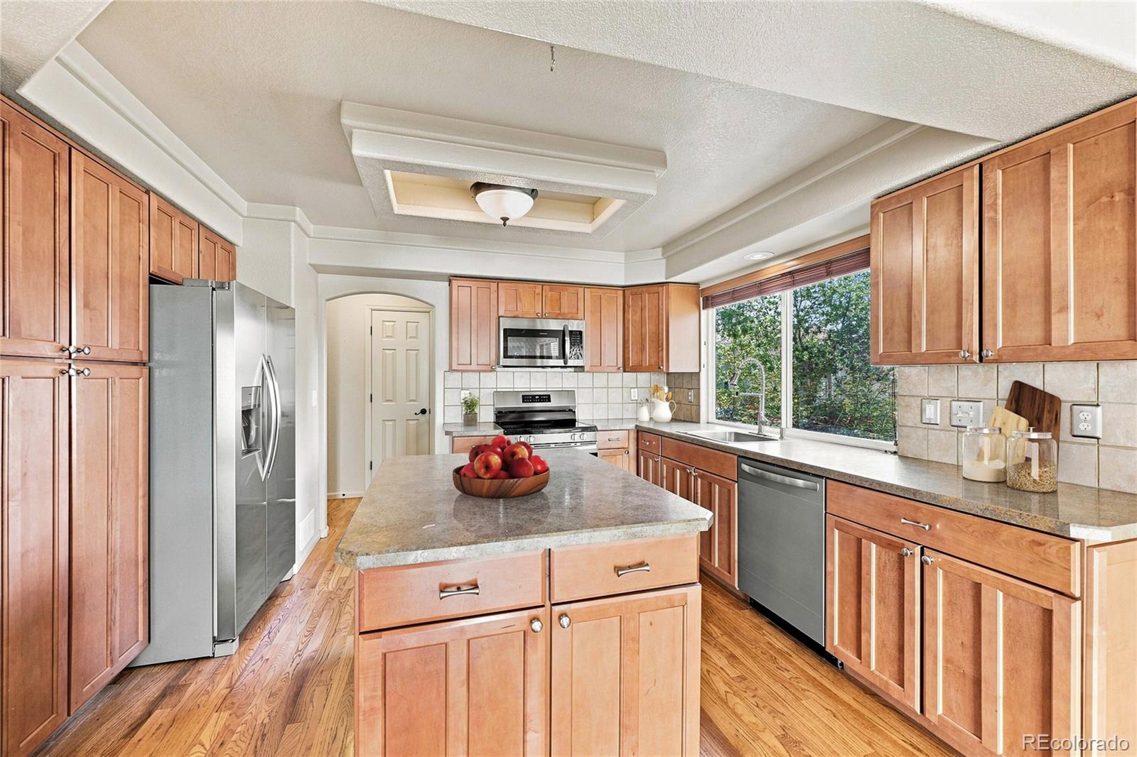 1371 Laurenwood Way