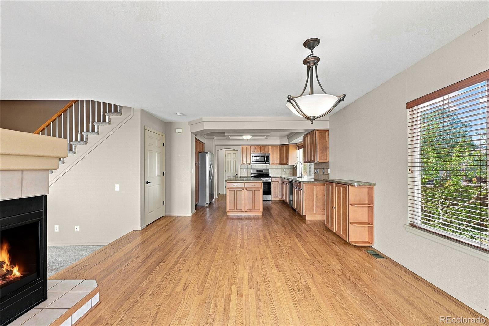 1371 Laurenwood Way