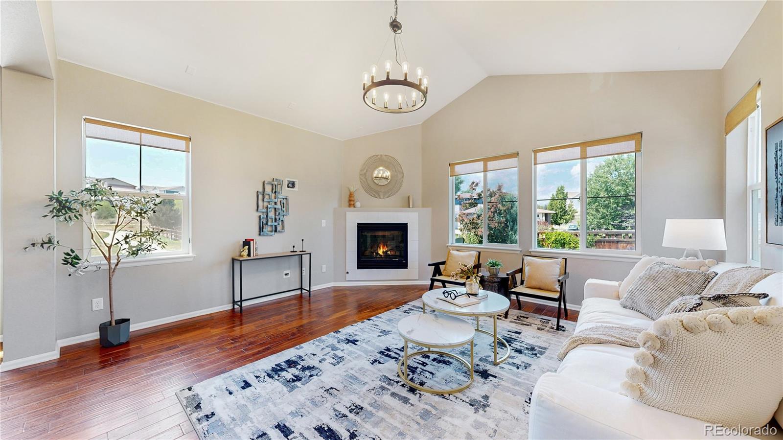 2143 Charles Lane