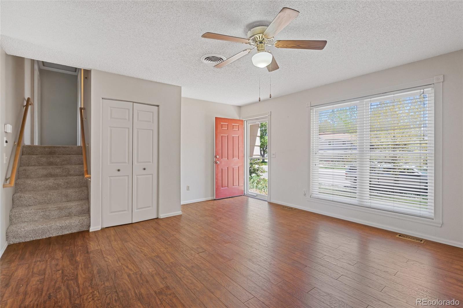 2453 S Memphis Way