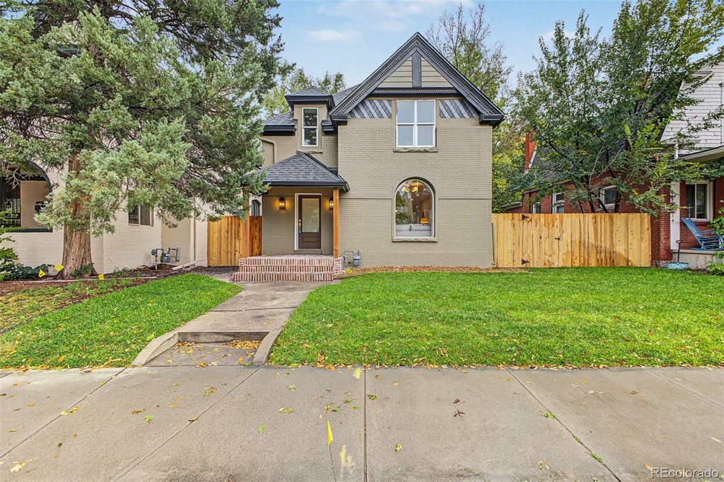 Photo of 934 S Washington Street, Denver, CO 80209 (MLS # 9042882)