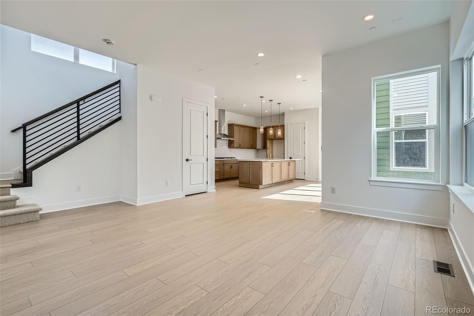 910 Promenade Drive
