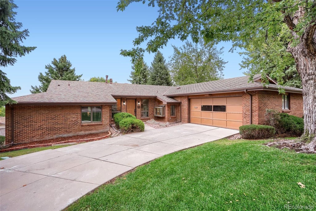 Photo of 2615 Oak Drive #1, Lakewood, CO 80215 (MLS # 9226737)