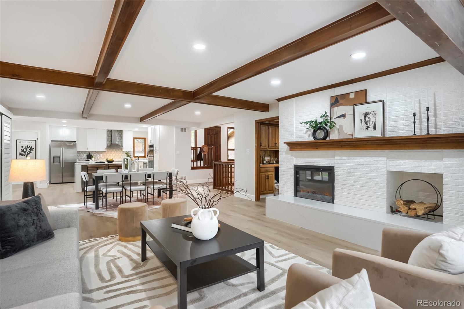 2615 Oak Drive 1