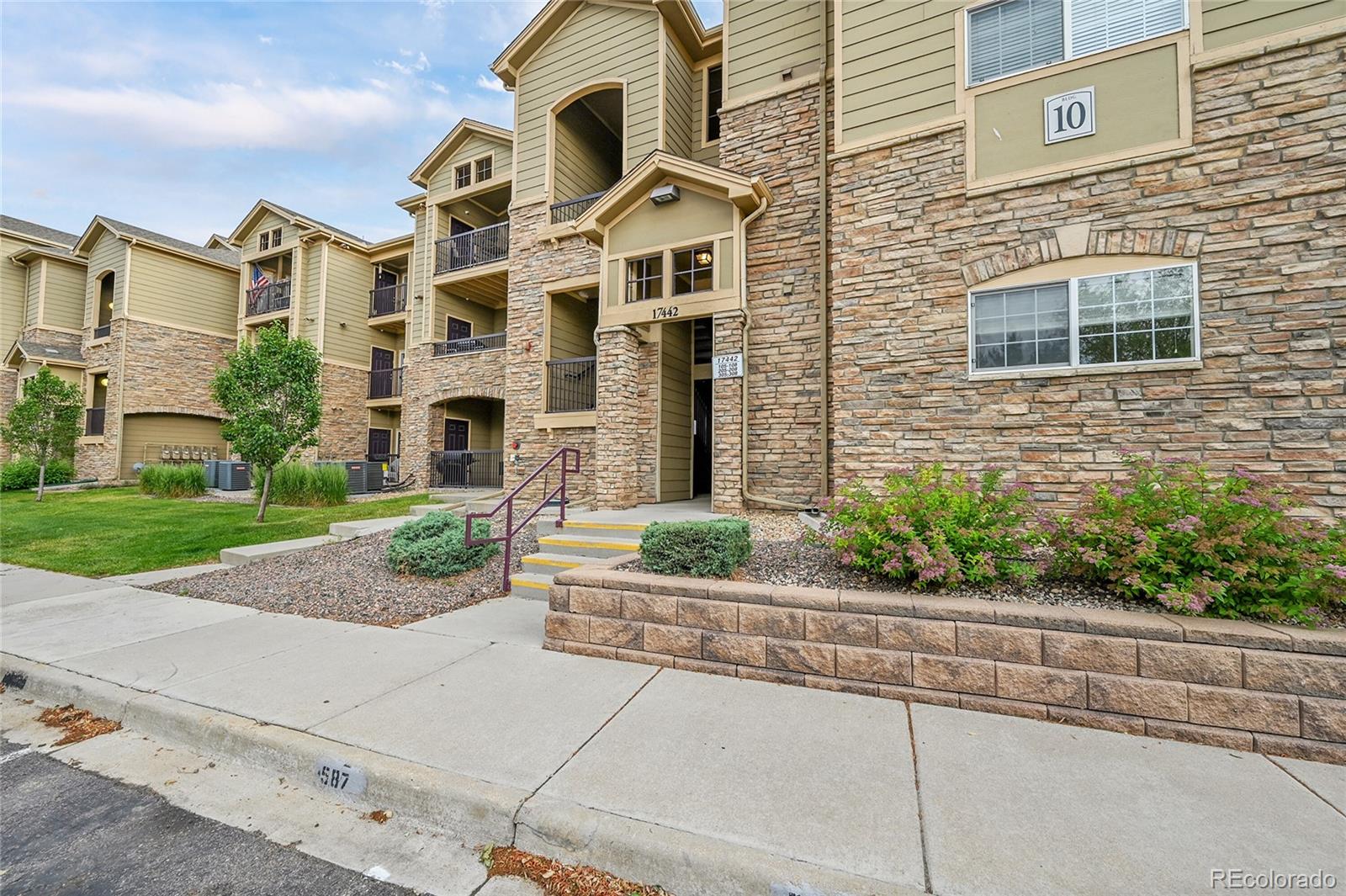 17442 Nature Walk Trail 105