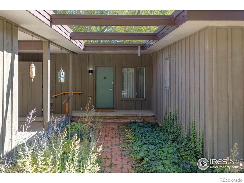 Photo of 2207 Bluebell Avenue, Boulder, CO 80302 (MLS # IR1047807)