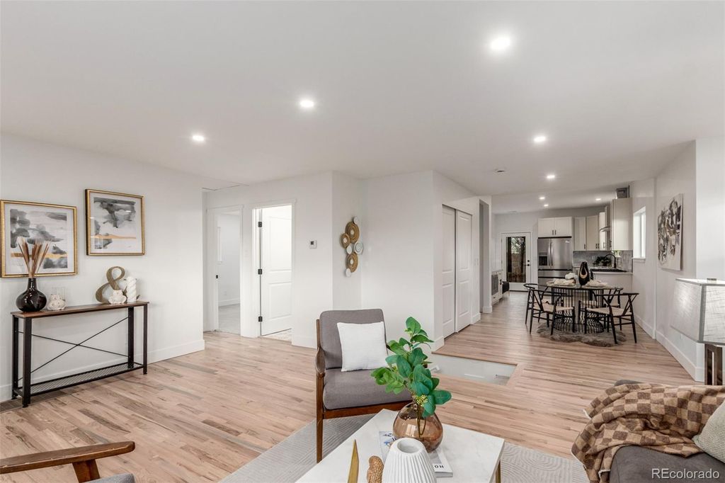 Photo of 266 Stuart Street, Denver, CO 80219 (MLS # 9226858)