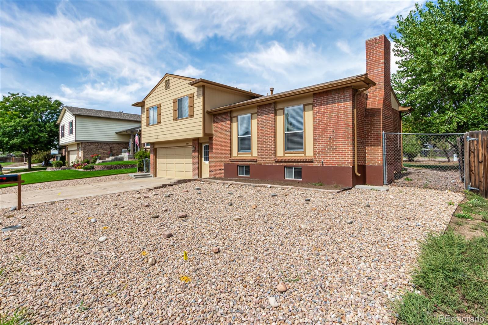5831 W 111th Place
