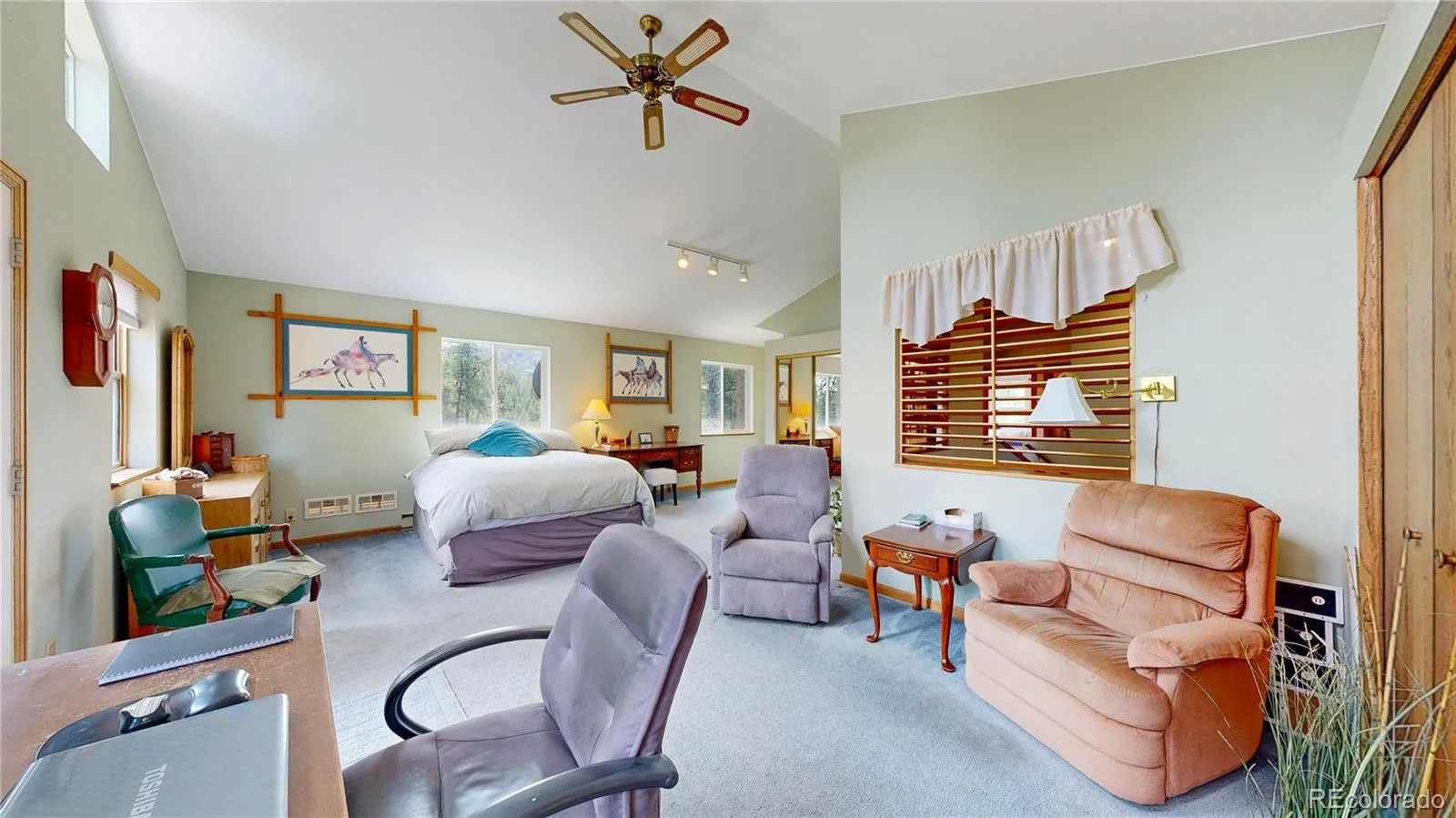 Sedalia, Colorado 80135, United States, 3 Bedrooms Bedrooms, ,3 BathroomsBathrooms,Residential,Pending,140373