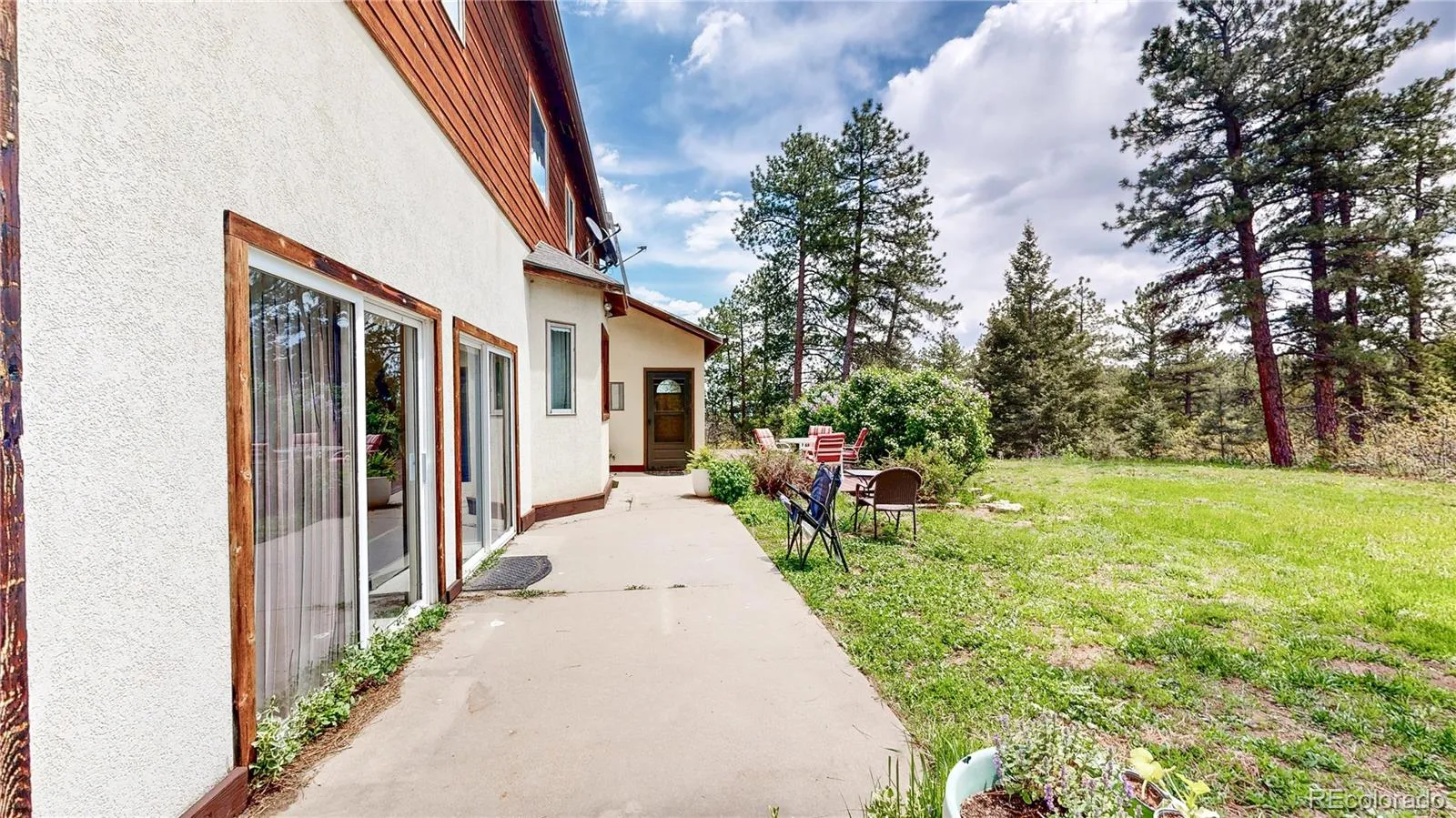 Sedalia, Colorado 80135, United States, 3 Bedrooms Bedrooms, ,3 BathroomsBathrooms,Residential,Pending,140373