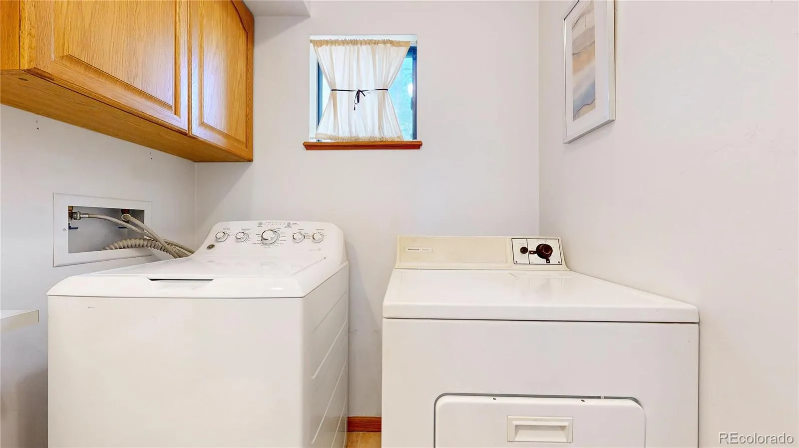 Sedalia, Colorado 80135, United States, 3 Bedrooms Bedrooms, ,3 BathroomsBathrooms,Residential,Pending,140373