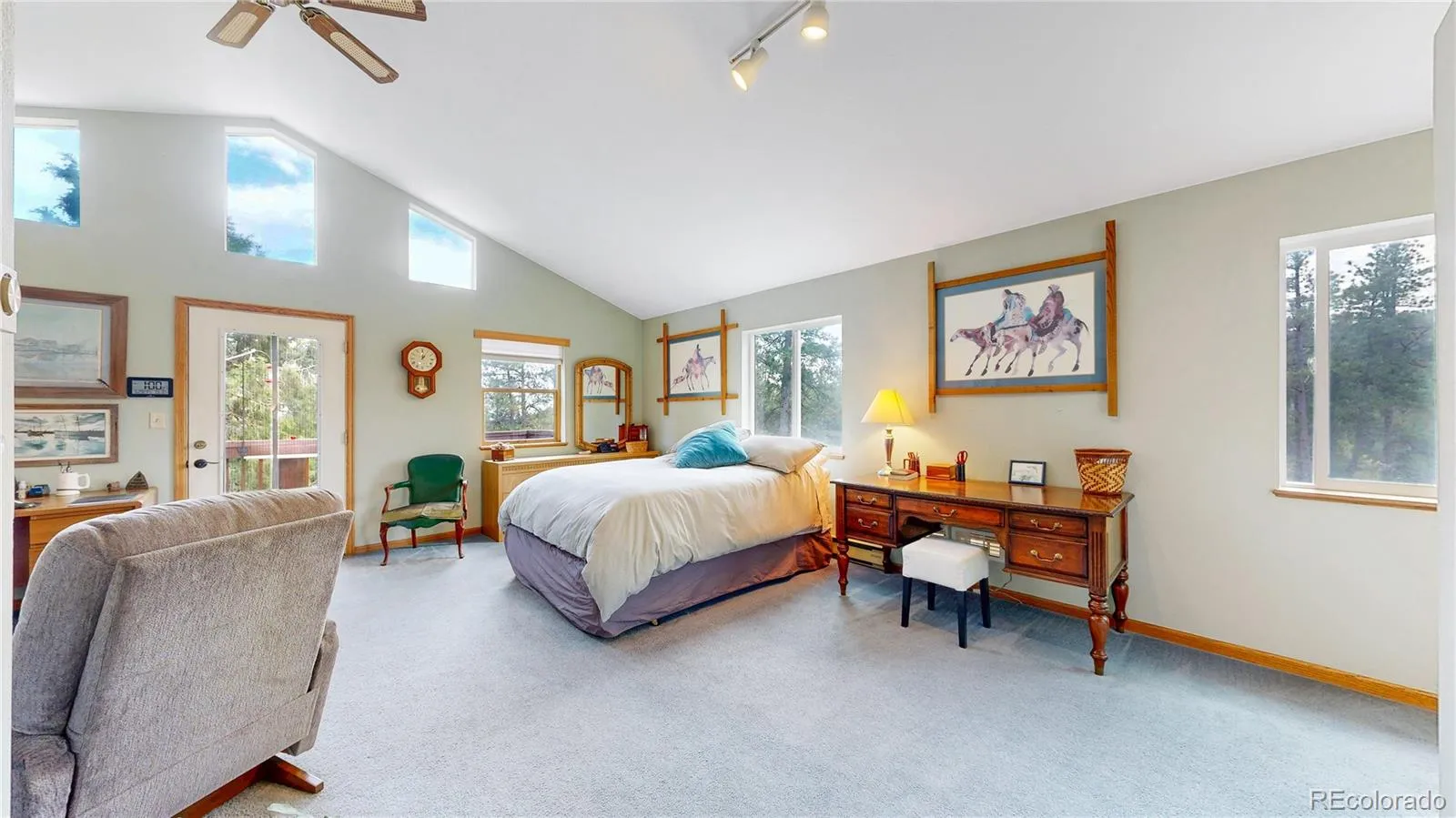 Sedalia, Colorado 80135, United States, 3 Bedrooms Bedrooms, ,3 BathroomsBathrooms,Residential,Pending,140373