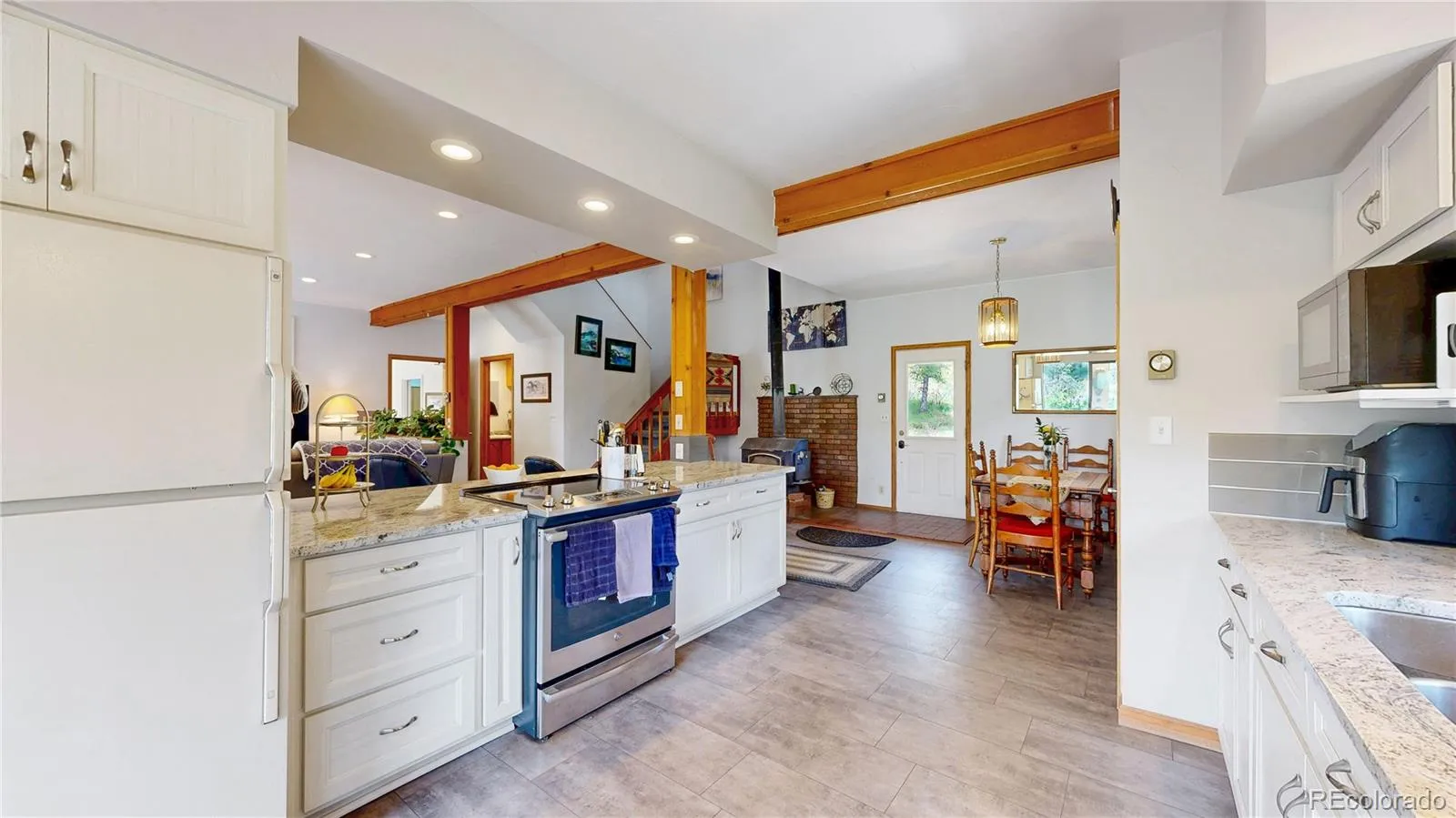 Sedalia, Colorado 80135, United States, 3 Bedrooms Bedrooms, ,3 BathroomsBathrooms,Residential,Pending,140373