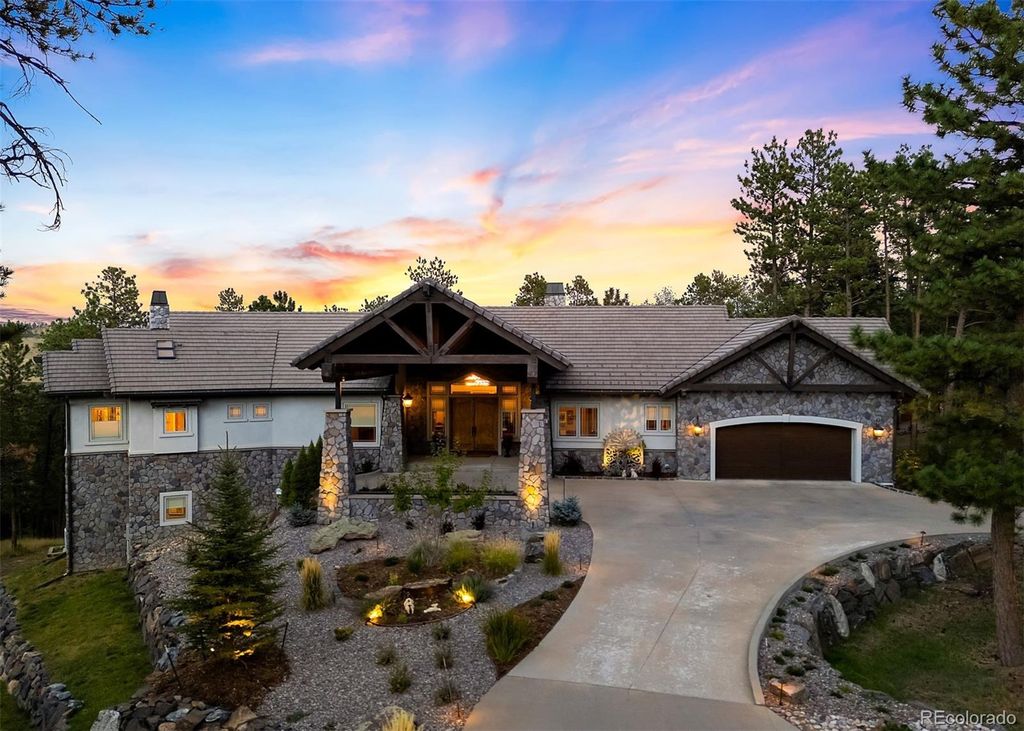 Photo of 4491 Shoshone Drive, Larkspur, CO 80118 (MLS # 7958782)