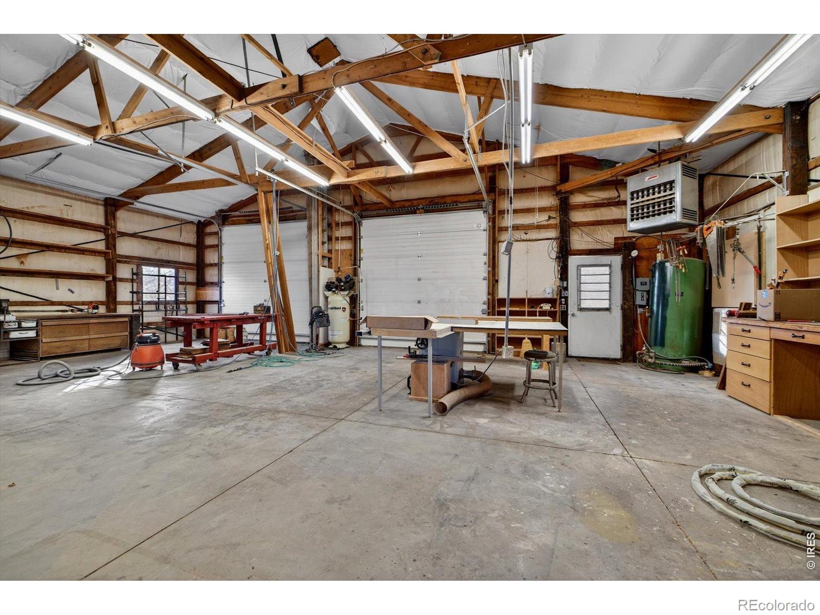 14380 Meadowlark Lane