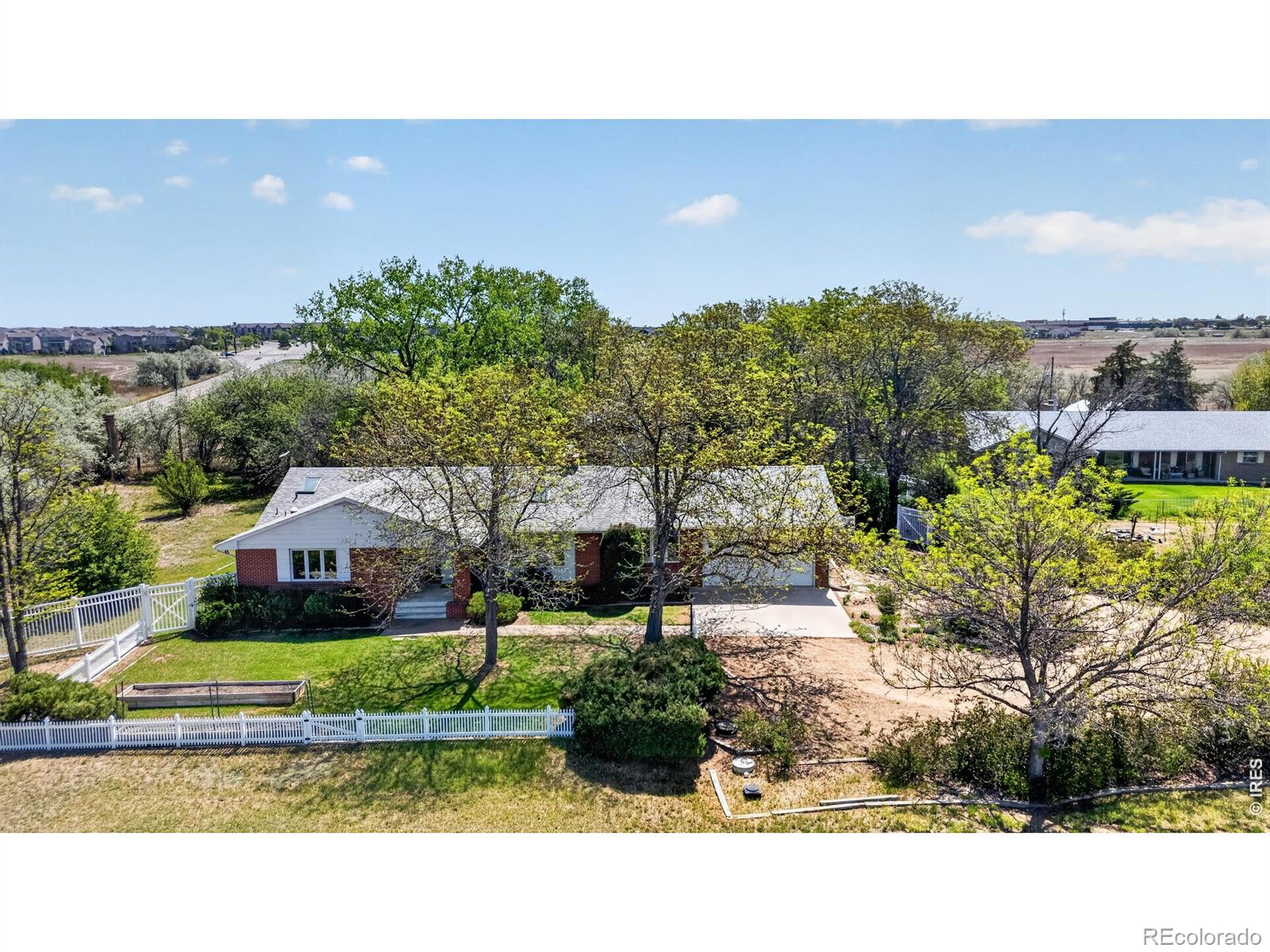 14380 Meadowlark Lane