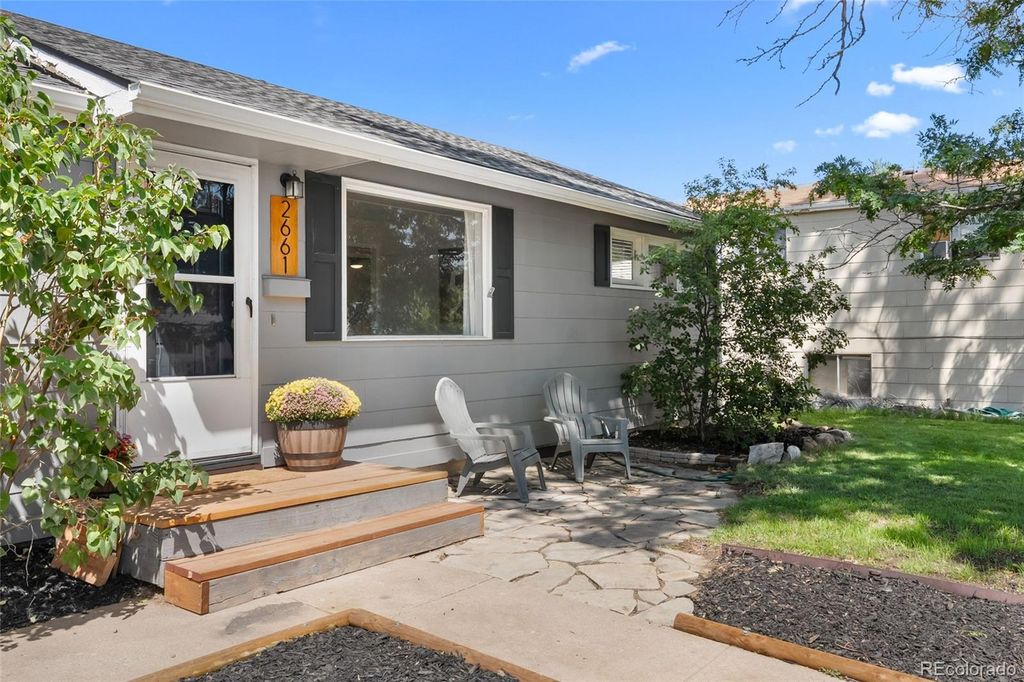 Photo of 2661 S Hooker Street, Denver, CO 80219 (MLS # 8722329)