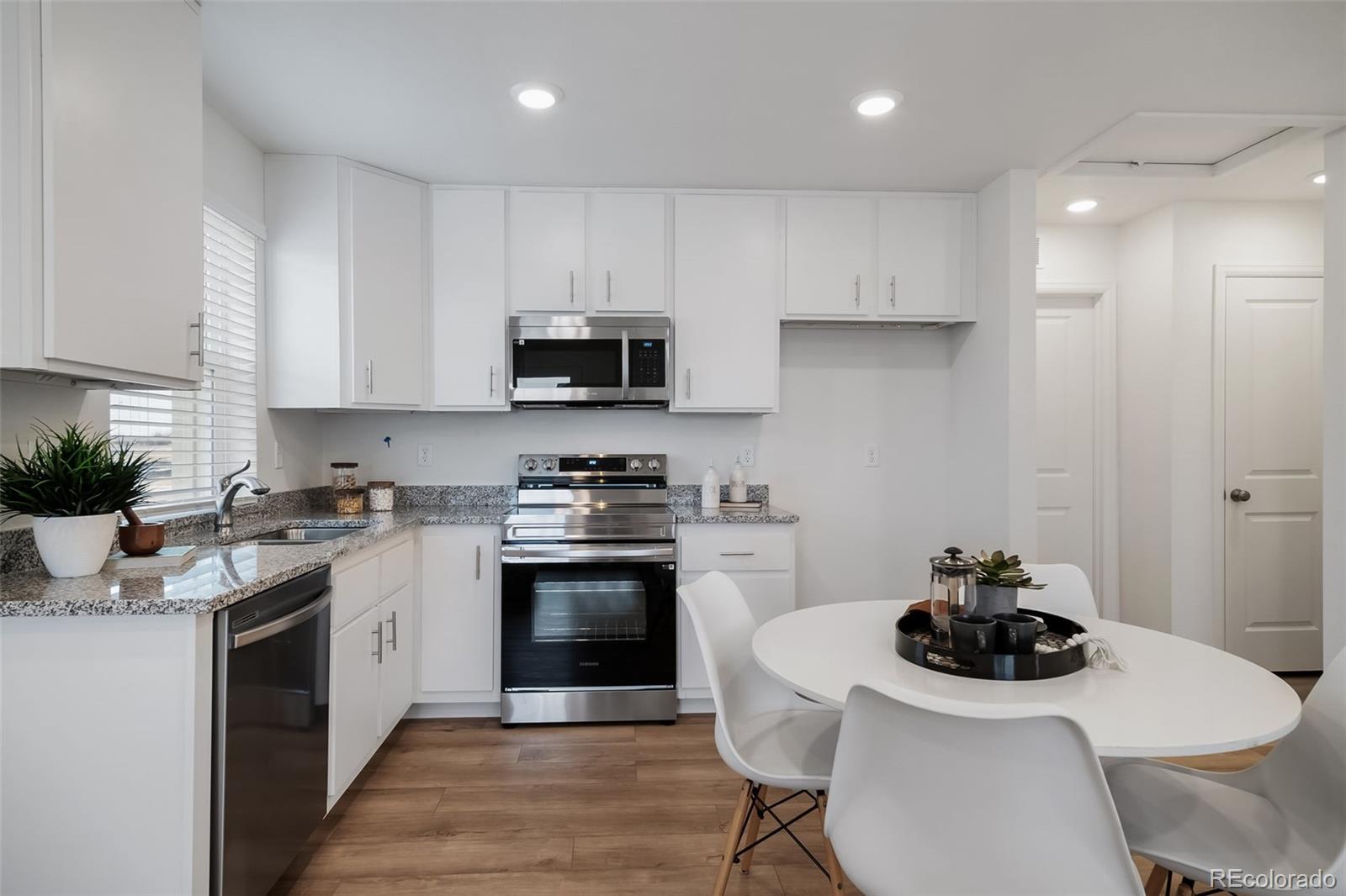 46558 Avery Lane
