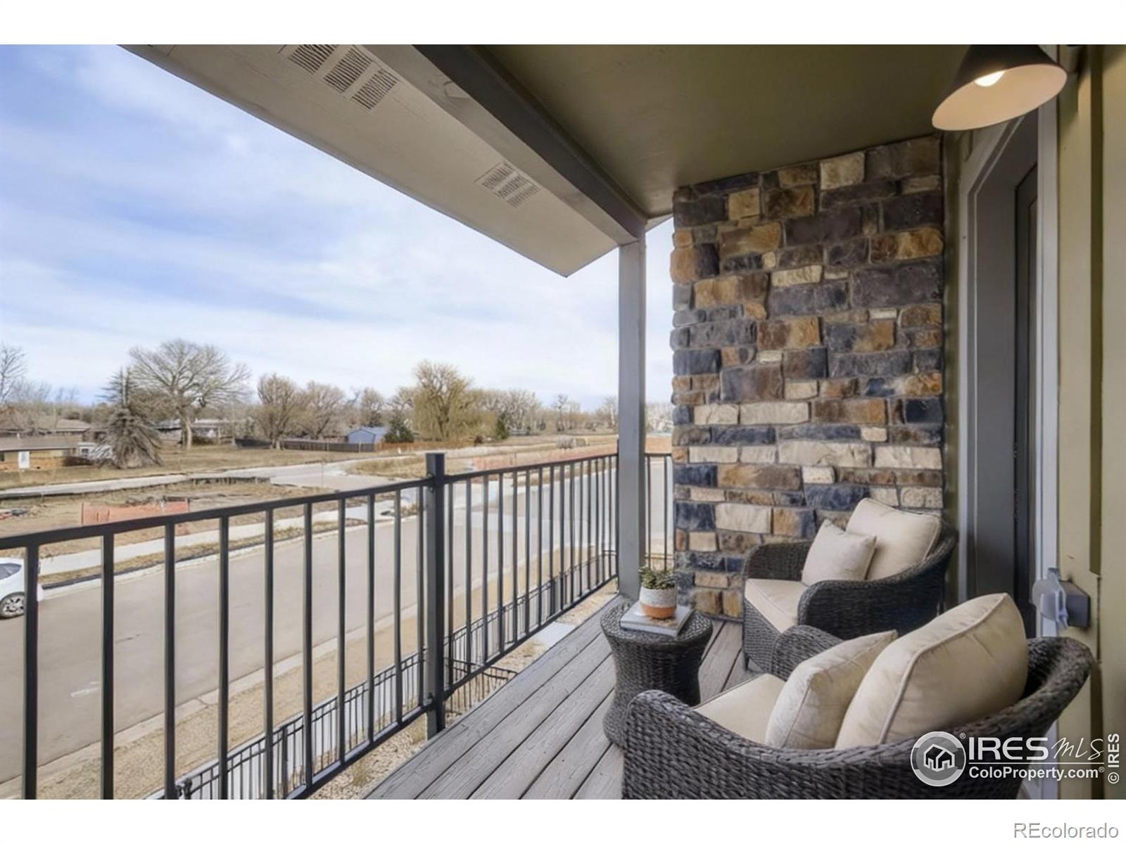 1003 Schlagel Street 7