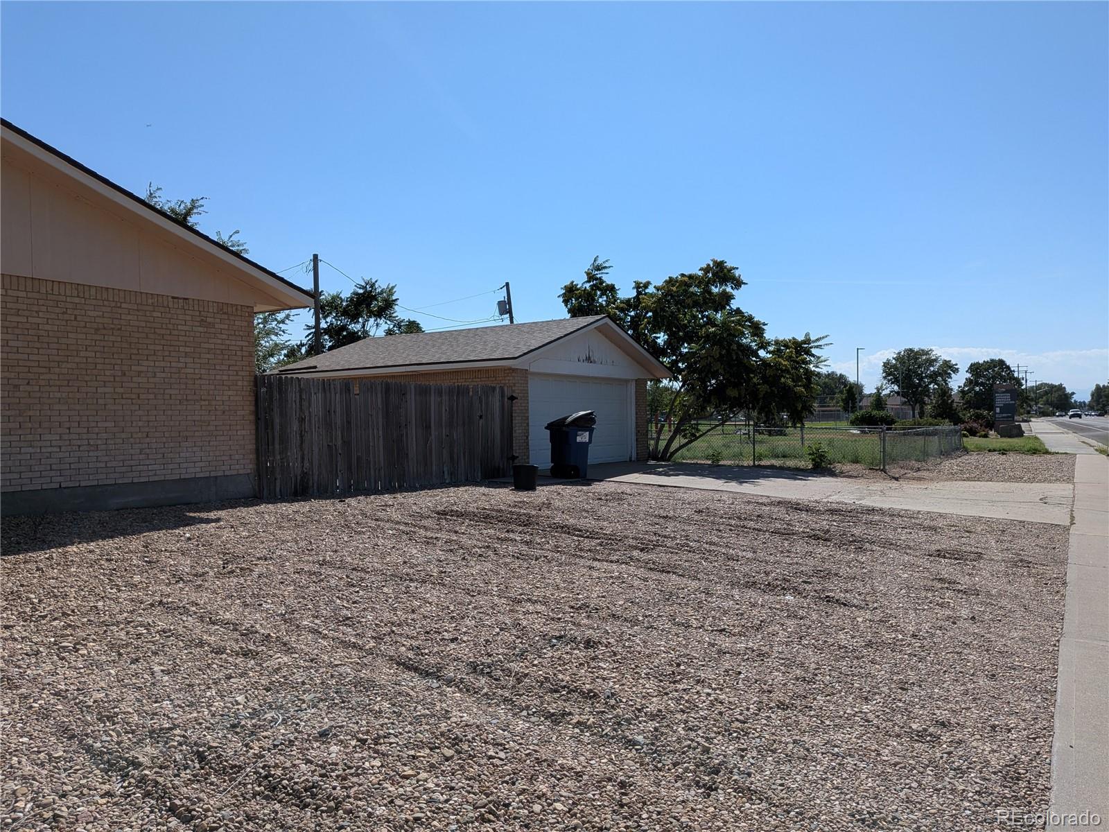 299 N 14th Avenue