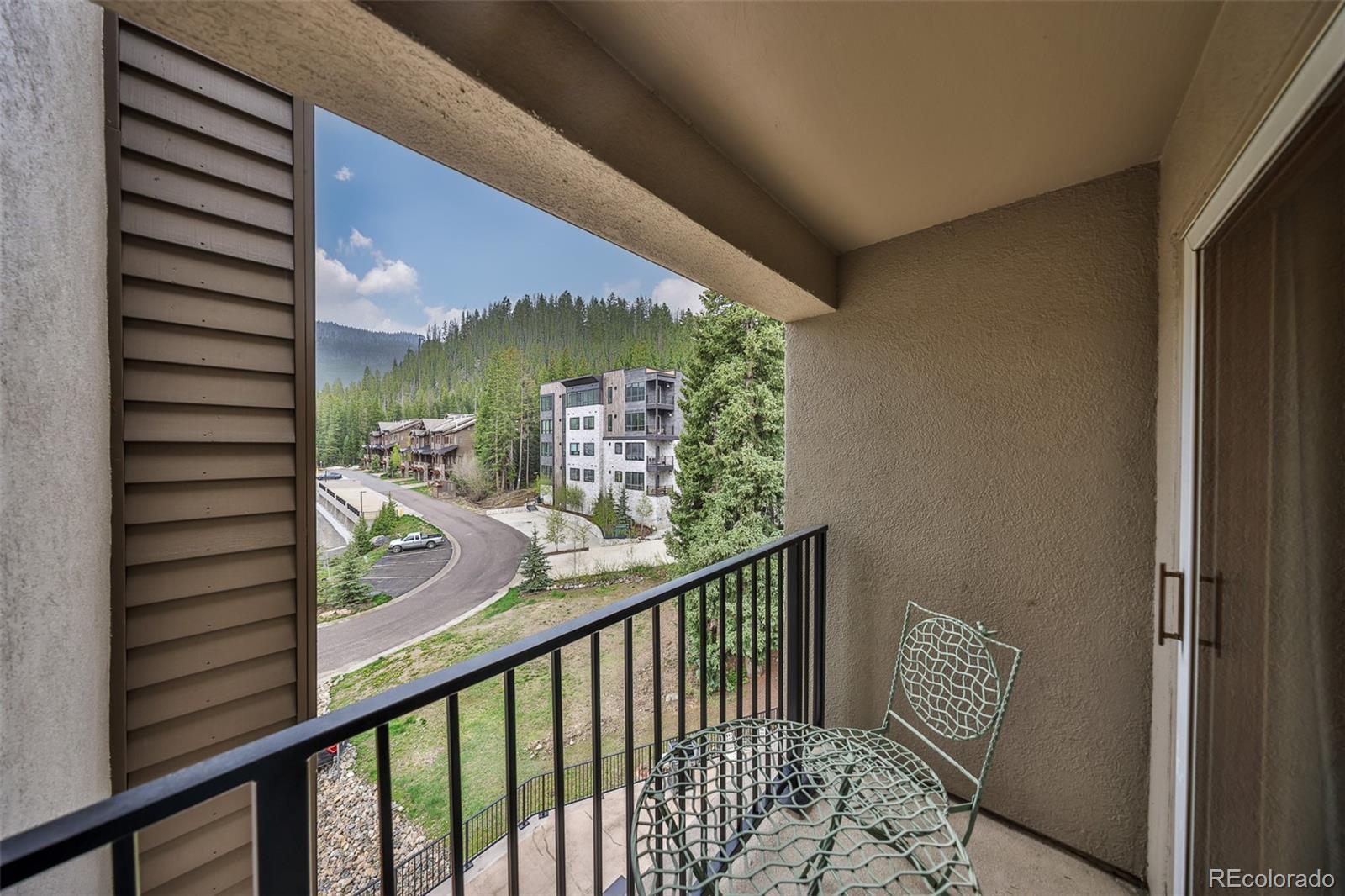 310 Iron Horse Way D5034