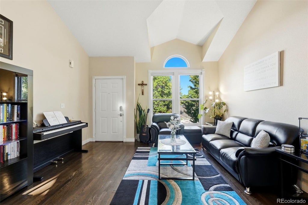Photo of 8258 S Reed Way, Littleton, CO 80128 (MLS # 5861295)