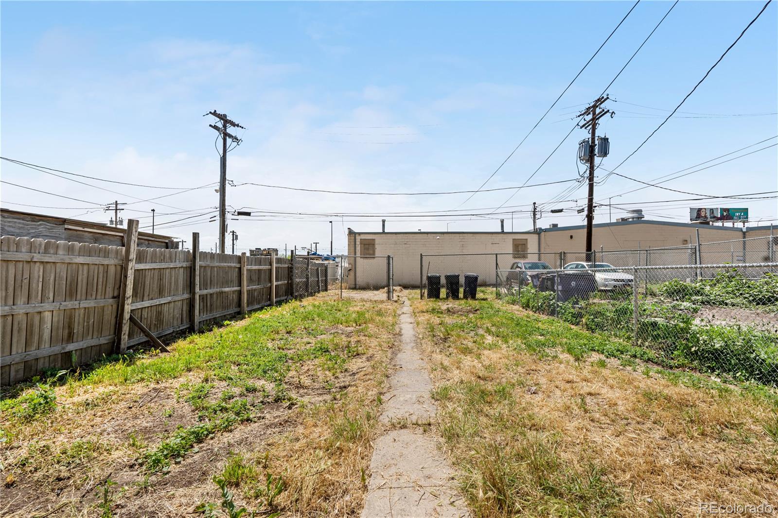 741 Mariposa Street