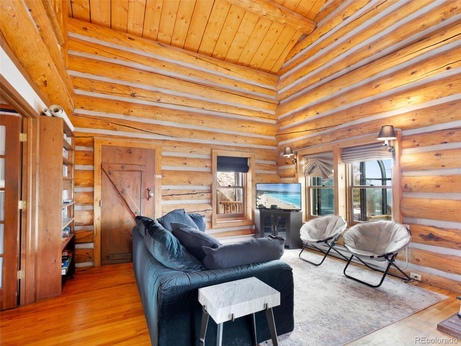 3945 Douglas Mountain Drive
