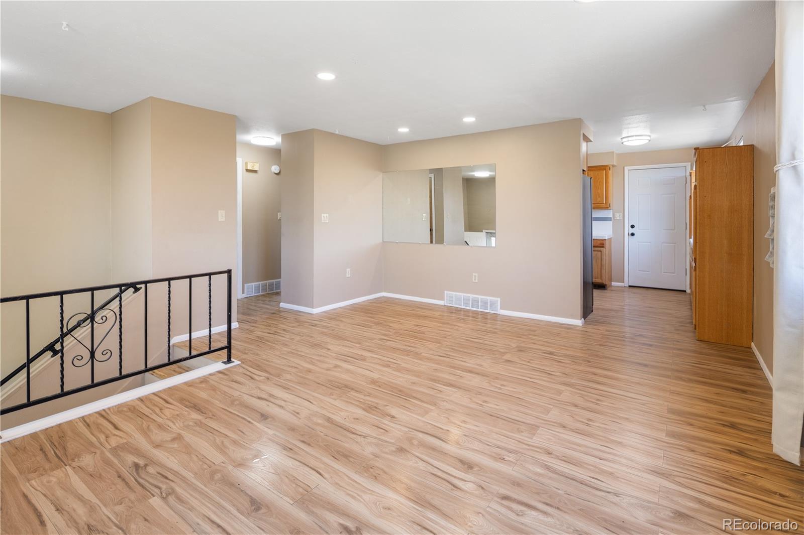 405 S Kipling Street, Lakewood, CO, 80226 4 405 S Kipling Street