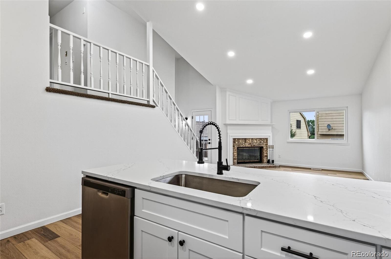 7832 Elmwood Street, Littleton, CO, 80125 4 7832 Elmwood Street