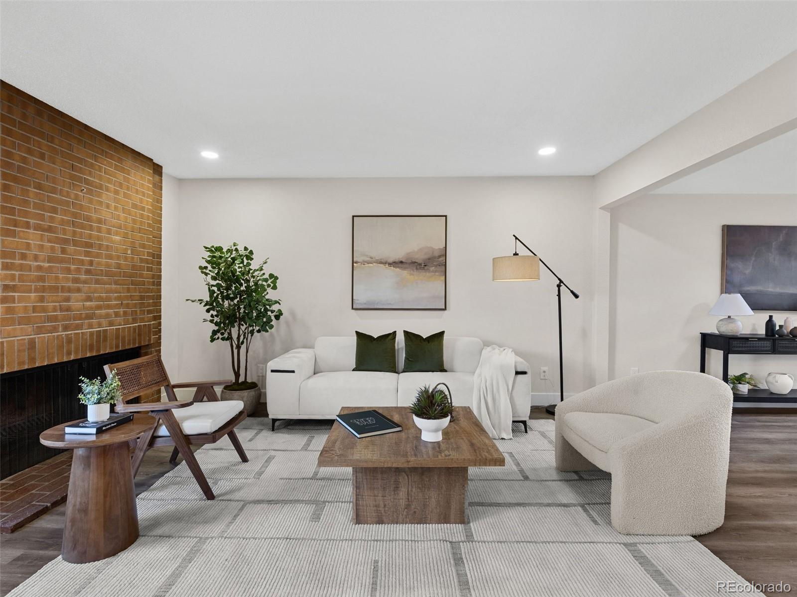 3548 S Hillcrest Drive 2