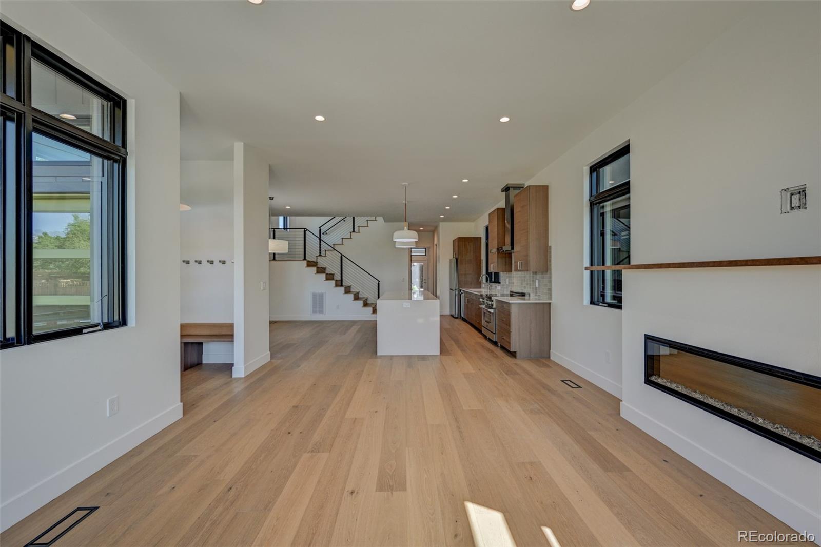 402 E Arkansas Street