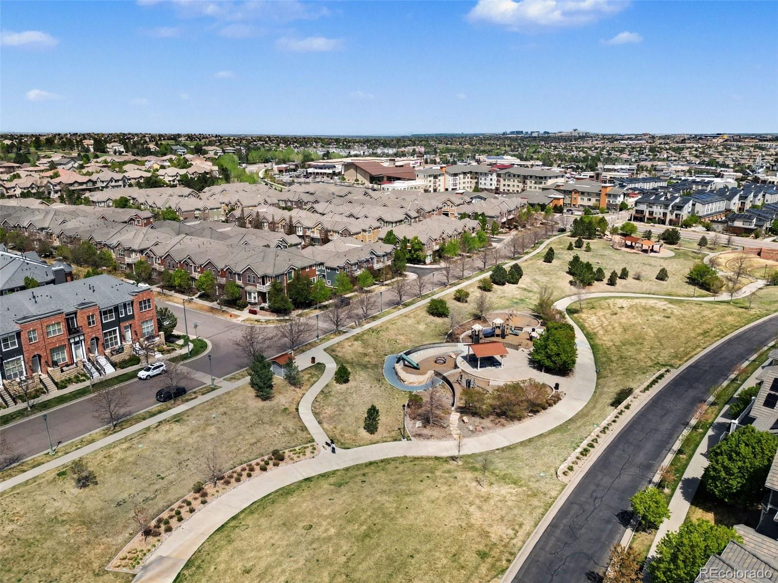 9198 Ridgegate Parkway