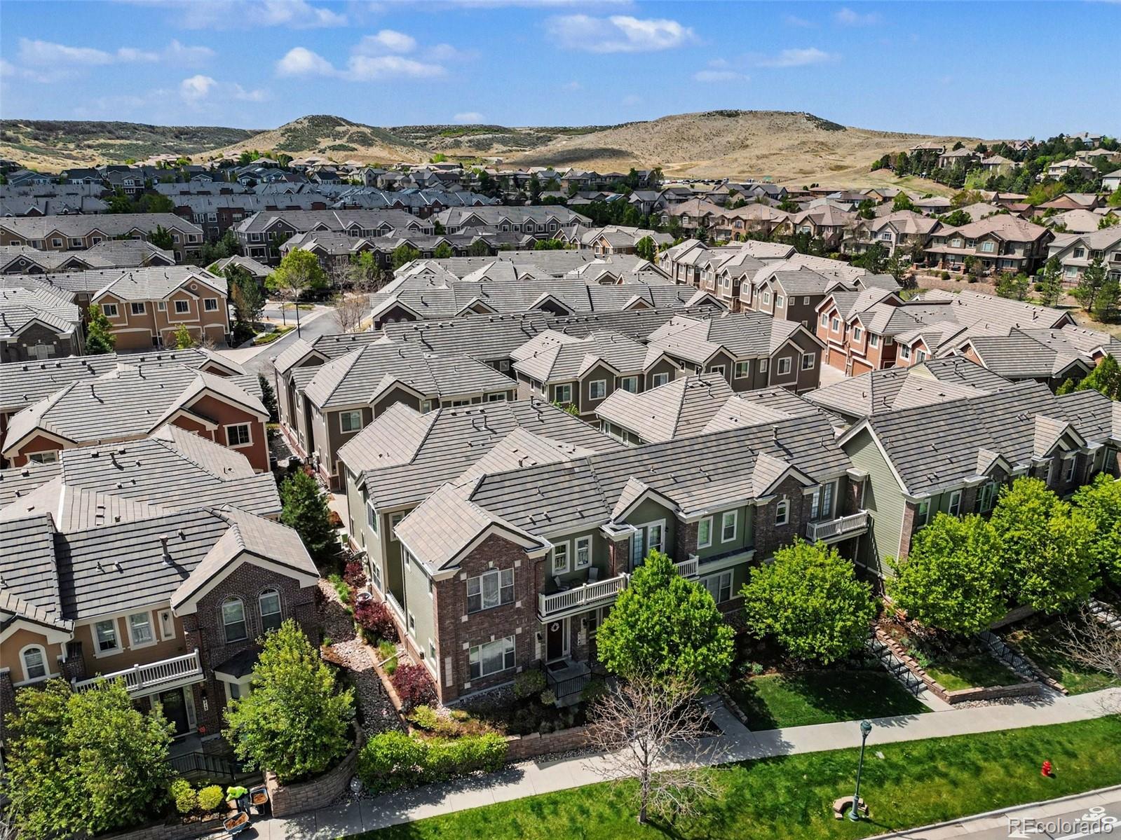 9198 Ridgegate Parkway