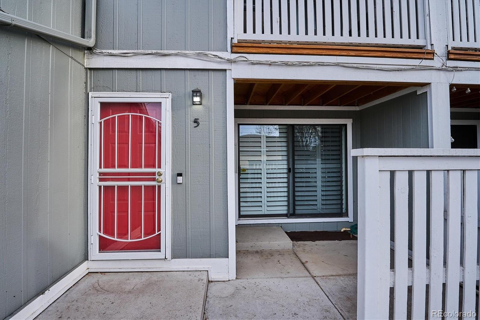 1180 S Monaco Parkway 5